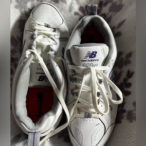 New Balance 608v4